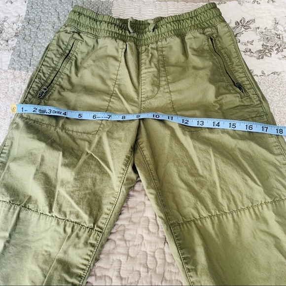 GAP KIDS Khaki Pants - Picture 7 of 14